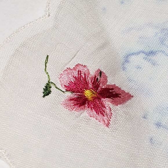 VINTAGE 1960'S HANKIE PINK EMBROIDERED FLOWERS POCKET SCARF BRIDAL WEDDING - Picture 12 of 12